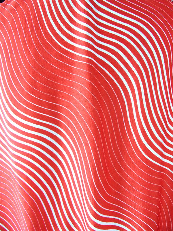 ヨーロッパ古着 ロンドン買い付け 70年代製 レッド X ホワイト 波模様 X アンブレラプリーツ レトロ ワンピース 18BS006