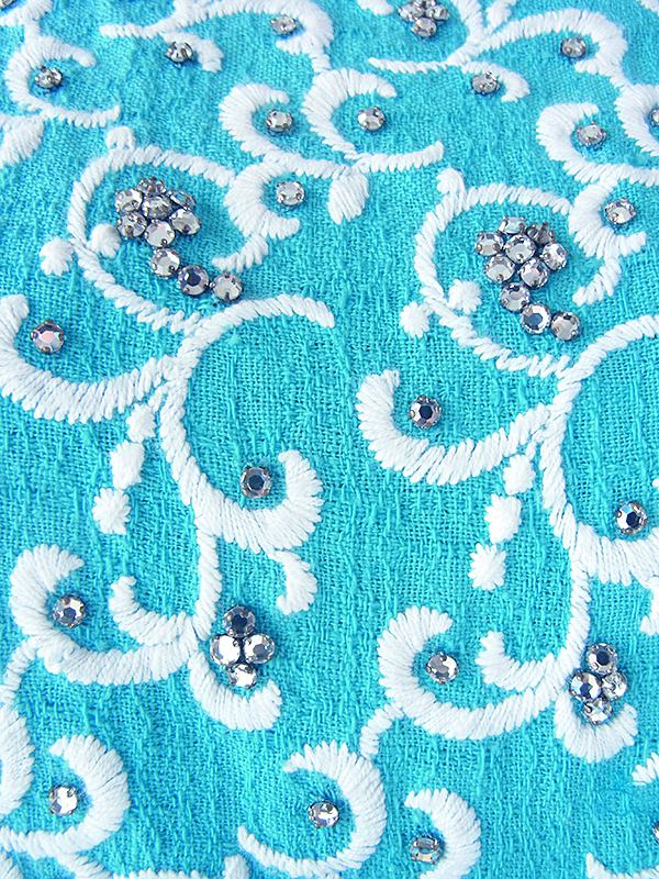 【送料無料】ヨーロッパ古着 ロンドン買い付け 60年代製 水色 X ホワイト刺繍・ラインストーン リボン付き ヴィンテージ ワンピース 18BS011【ヨーロッパ古着】