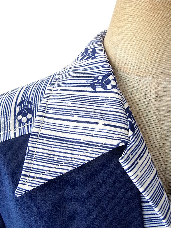 ヨーロッパ古着 ロンドン買い付け 70年代製 ネイビー X ホワイト 花柄・ボーダー 共布ベルト付き ヴィンテージ ワンピース 18BS104