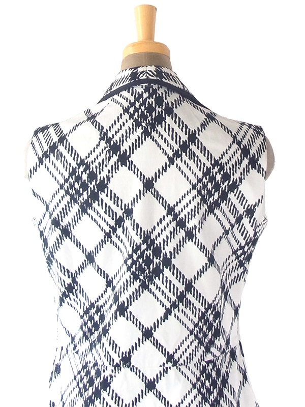 ヨーロッパ古着 ロンドン買い付け 70年代製 モノトーン X チェック柄 ボックスプリーツ ワンピース 18BS107