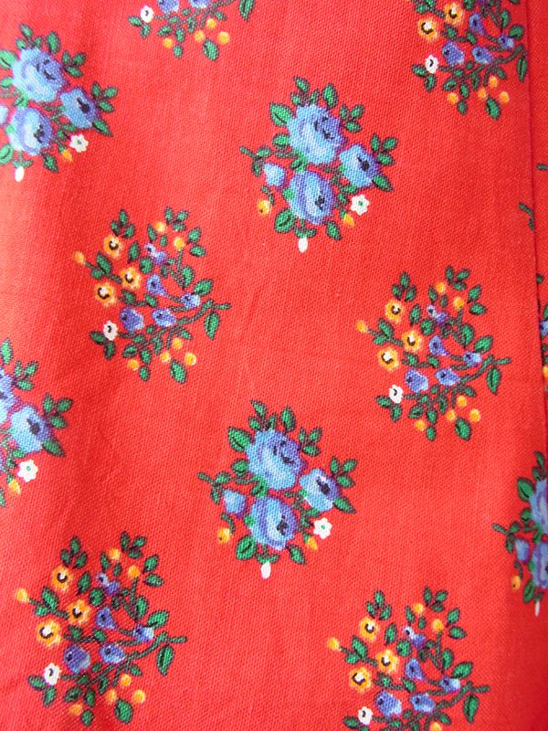 ヨーロッパ古着 ロンドン買い付け 60年代製 レッド X カラフル花柄 裾元ホワイト縁取り フレア スカート 18BS135