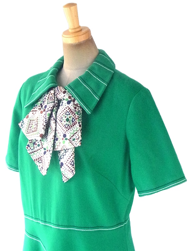 ヨーロッパ古着 ロンドン買い付け 60年代製 グリーン X スカーフタイ ステッチデザイン ウール ワンピース 18BS213