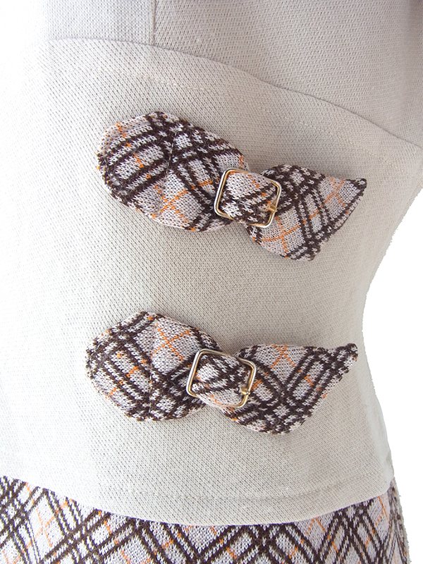 ヨーロッパ古着 60年代イタリア製 ベージュ X チェック柄 切り返し ベルト飾り ヴィンテージ ワンピース 18BS312