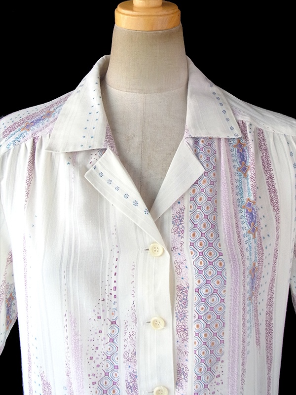 ヨーロッパ古着 60年代フランス製 オフホワイト X レトロプリント ガーゼのような繊細な生地 ワンピース 18FC118