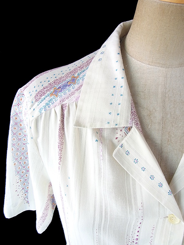 ヨーロッパ古着 60年代フランス製 オフホワイト X レトロプリント ガーゼのような繊細な生地 ワンピース 18FC118