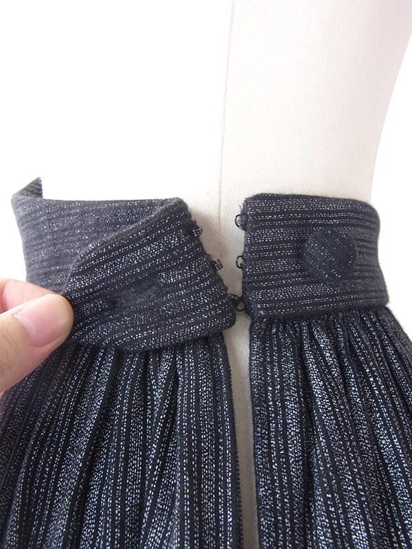 ヨーロッパ古着 フランス買い付け 60年代製 ブラック X グレイ ストライプ・モザイク ギャザー スカート 18FC319