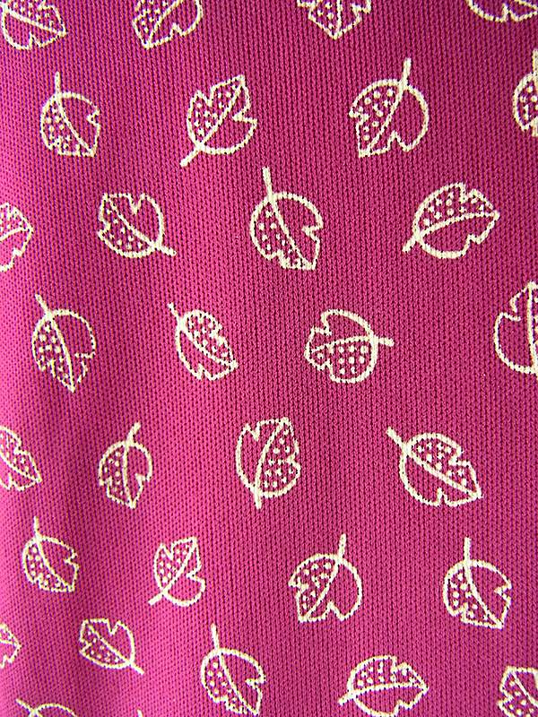 ヨーロッパ古着 フランス買い付け 70年代製 ワインレッド X クリーム色 カシュクール ペプラム ワンピース 18FC419