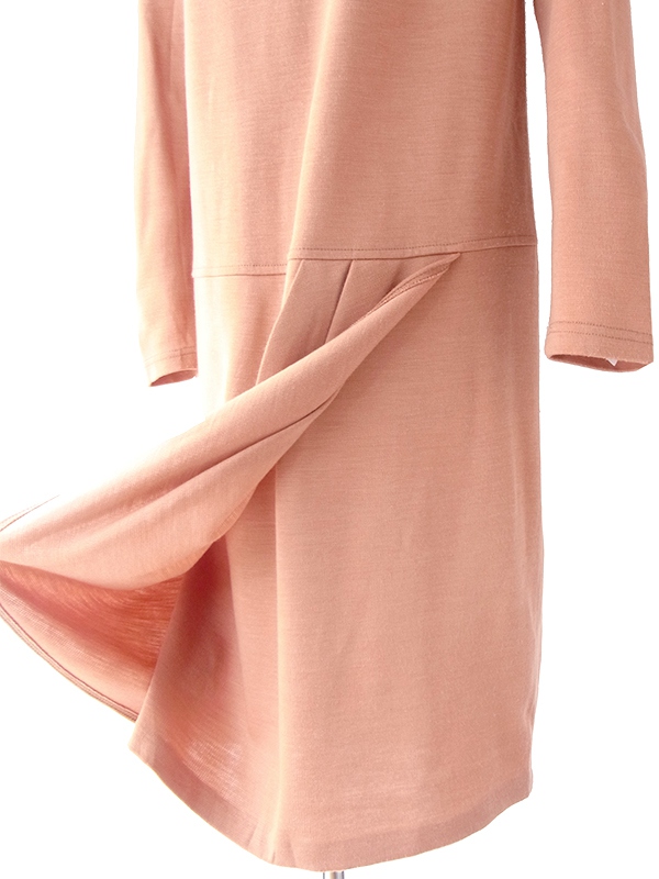 ヨーロッパ古着 70年代フランス製 アプリコット X タックデザイン 生地が重なったスカート ワンピース 18FC514