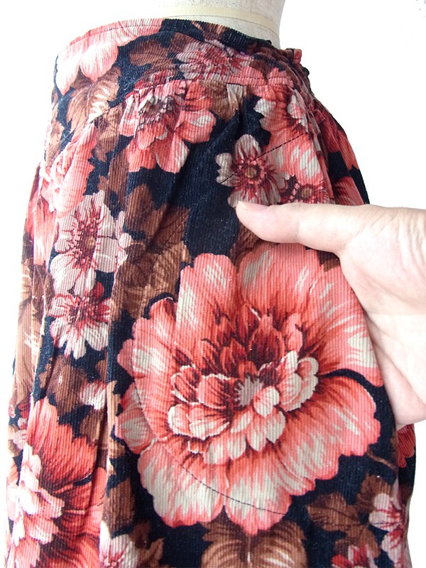 ヨーロッパ古着 フランス買い付け 60年代製 ブラック X ダークピング・ブラウン コーデュロイ スカート 18FC522