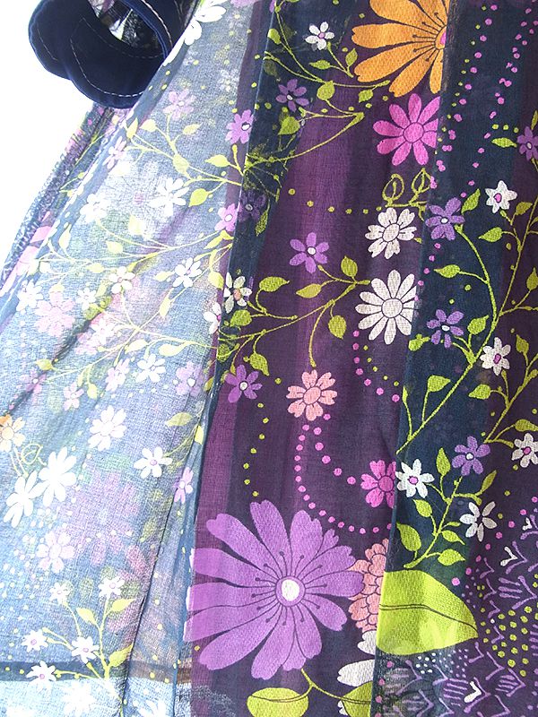 ヨーロッパ古着 フランス買い付け 60年代製 ネイビー X カラフルな花柄がガーゼ風生地に描かれた ワンピース 18FC601
