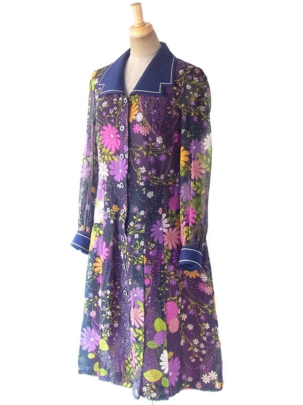ヨーロッパ古着 フランス買い付け 60年代製 ネイビー X カラフルな花柄がガーゼ風生地に描かれた ワンピース 18FC601