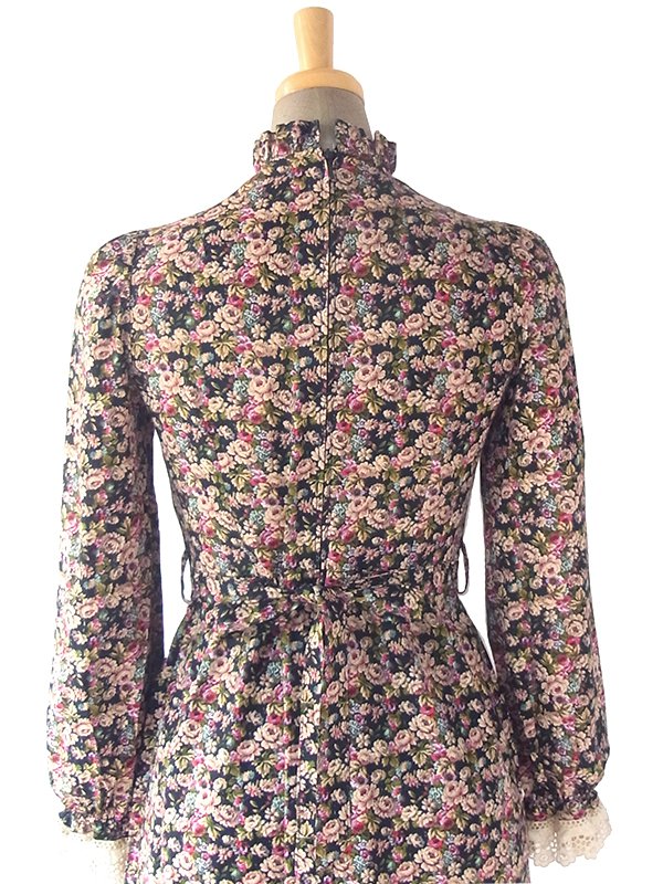 ヨーロッパ古着 ロンドン買い付け ブラック X カラフル花柄 レース・ベルベットテープ ヴィンテージ ロングドレス 18OM013