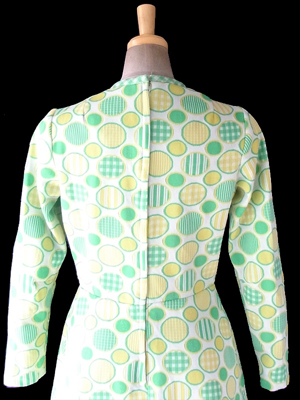 ヨーロッパ古着 ロンドン買い付け 70年代製 ライムグリーン X イエロー 水玉レトロ柄 ヴィンテージ ワンピース 18SR000