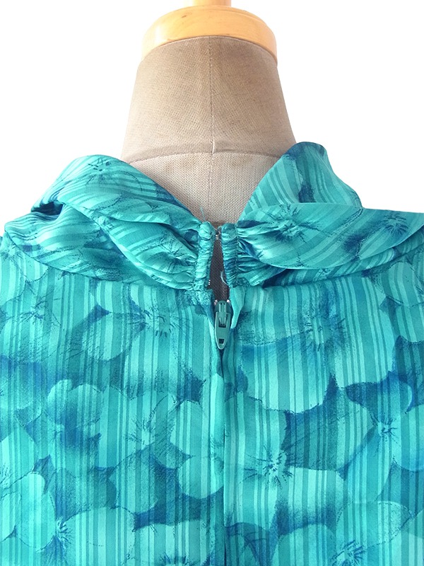 ヨーロッパ古着 ロンドン買い付け 70年代製 ターコイズブルー X 花柄・ストライプ カウルネック ワンピース 18SR003