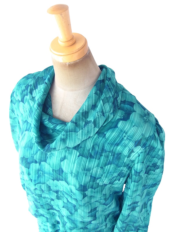 ヨーロッパ古着 ロンドン買い付け 70年代製 ターコイズブルー X 花柄・ストライプ カウルネック ワンピース 18SR003