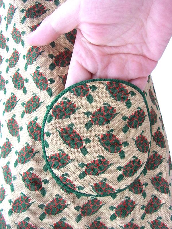 ヨーロッパ古着 ロンドン買い付け 60年代製 サンドベージュ X グリーン・レッド 薔薇柄 ポケット付き ワンピース 18SR111