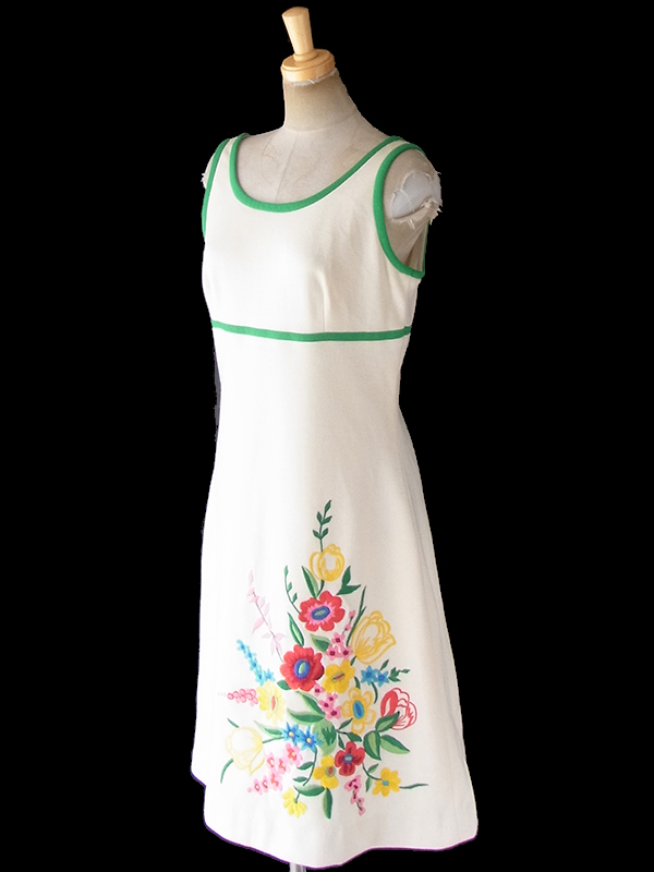 ヨーロッパ古着 ロンドン買い付け 60年代製 ライトベージュ X 鮮やかな花柄刺繍 サマー ウール ワンピース 19BS102