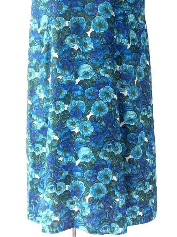 ヨーロッパ古着 ロンドン買い付け 70年代製 ブルー・水色・グリーン 花柄 襟元リボン ヴィンテージ ワンピース 19BS122