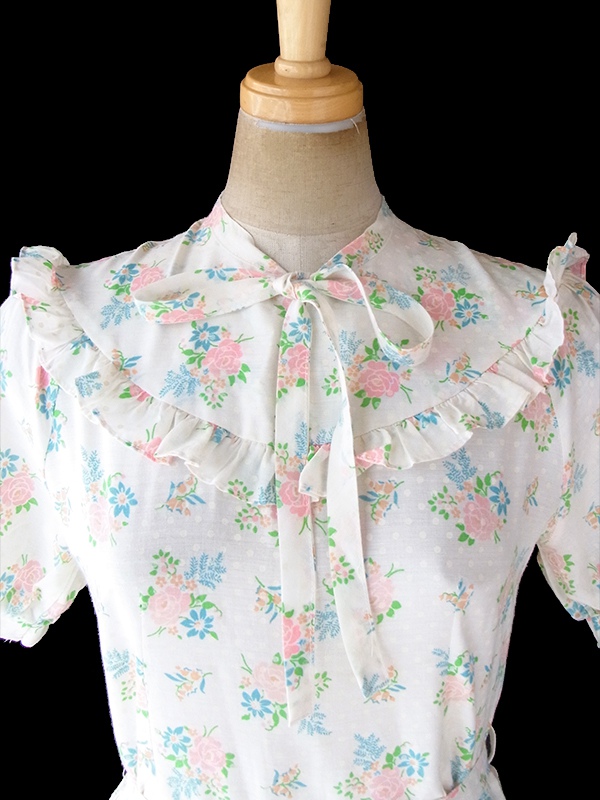 ヨーロッパ古着 フランス買い付け 60年代製 オフホワイト X ホワイト水玉・パステルカラー花柄 共布ベルト付き ワンピース 19FC203