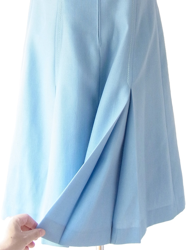 ヨーロッパ古着 フランス買い付け 60年代製 水色 X ステッチ ボックスプリーツ 美麗シルエット ワンピース 19FC412