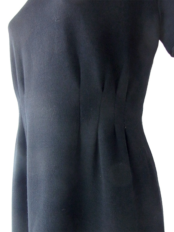 ヨーロッパ古着 フランス買い付け 60年代製 ブラック X ウェストタック ヴィンテージ 厚手ウール ドレス 19FC502