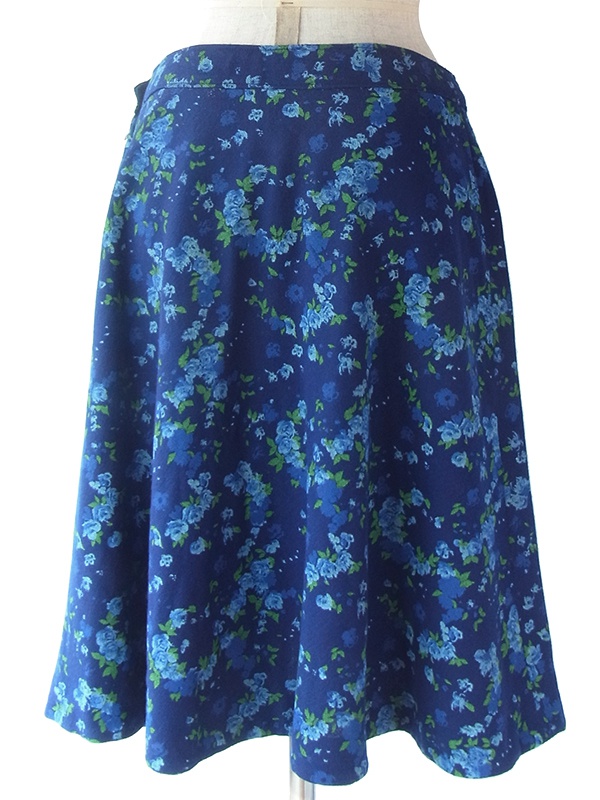 ヨーロッパ古着 フランス買い付け 60年代製 ネイビー X 水色 ・グリーン 花柄 フレア スカート 19FC519