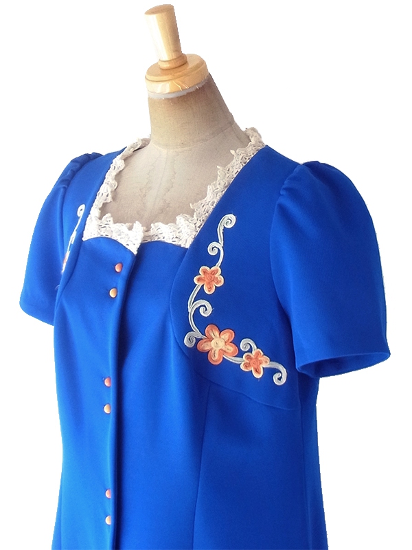 ヨーロッパ古着 ロンドン買い付け 70年代製 ブルー X オレンジ・イエロー 花柄刺繍 レース襟 ワンピース 19OM701