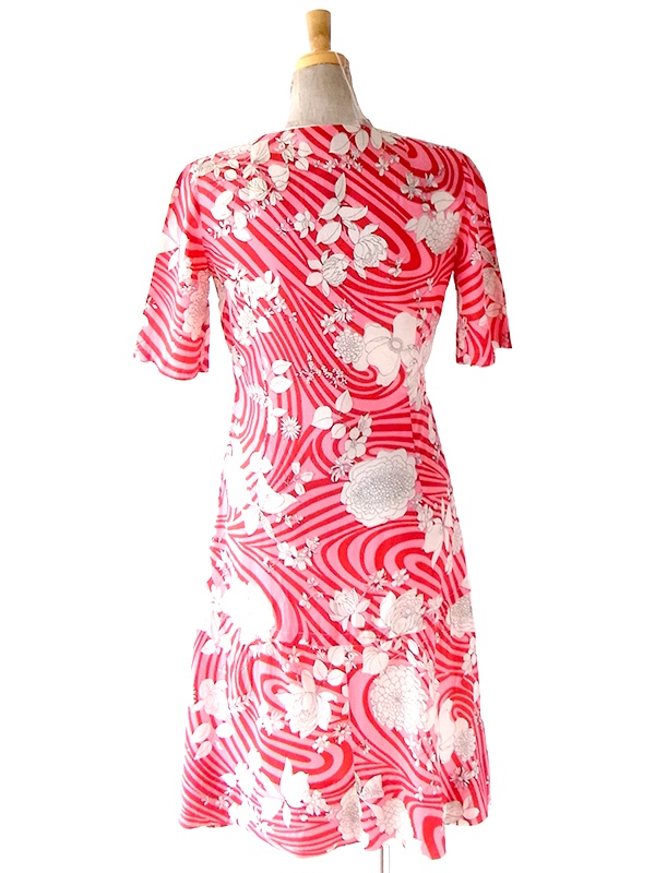 おとなかわいい】ロンドン買付け 70年代製 ピンク X レッド 花柄・波