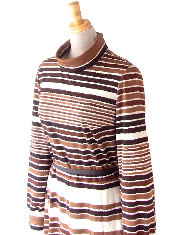 ヨーロッパ古着 ロンドン買い付け 70年代製 アイボリー X ブラウン ボーダー ベルト付き ヴィンテージ ワンピース 20BS051