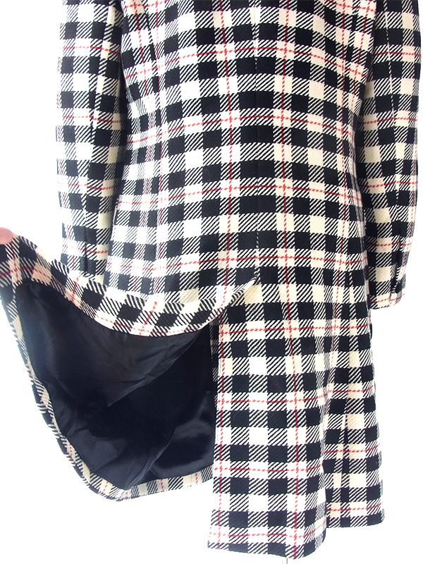ヨーロッパ古着 イギリス製 Aquascutum アクアスキュータム オフホワイト X ブラック・レッド チェック柄 コート 20BS100