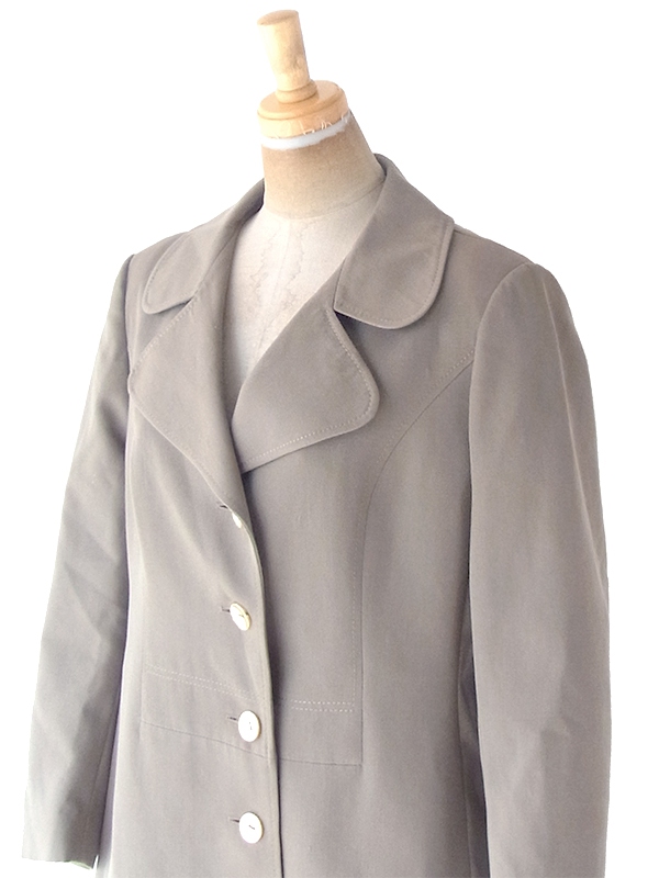 ヨーロッパ古着 ロンドン買い付け 60年代製 ライトグレイ X ゴールドボタン ウール コート 20BS208