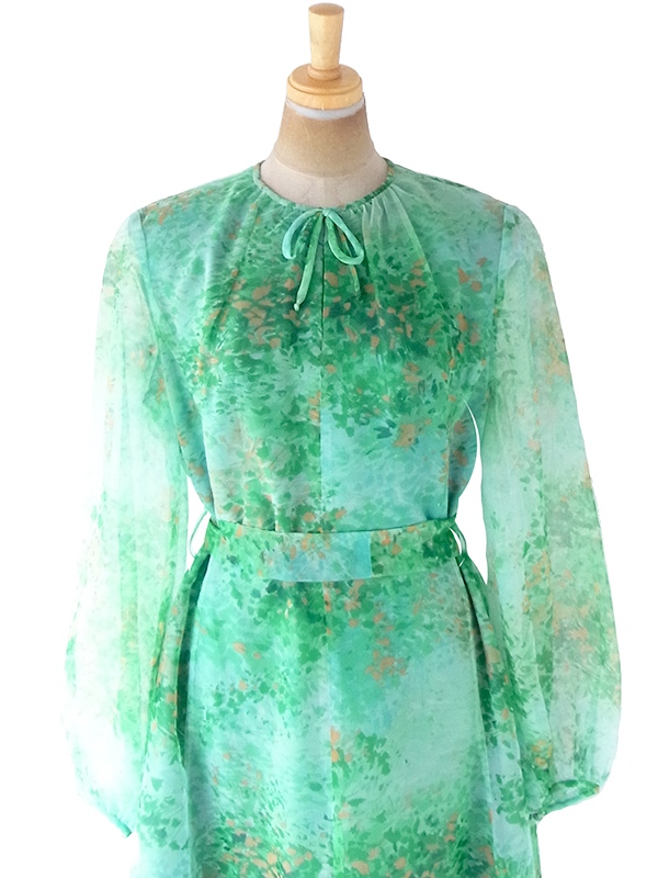 ヨーロッパ古着 ロンドン買い付け 70年代製 エメラルドグリーン X リーフ柄 シフォン生地 共布ベルト付き ワンピース 20BS218