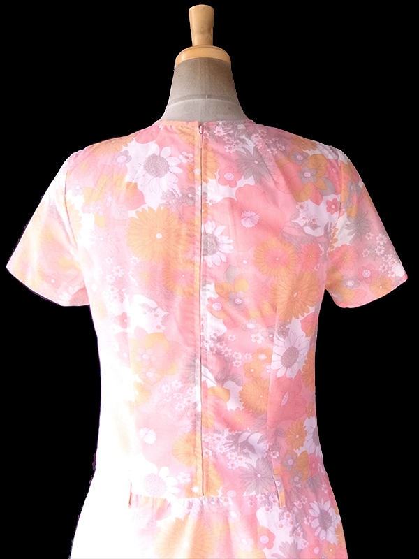 ヨーロッパ古着 ロンドン買い付け 60年代製 ピンク X オレンジ 花柄 タック・ステッチデザイン ワンピース 20FC009