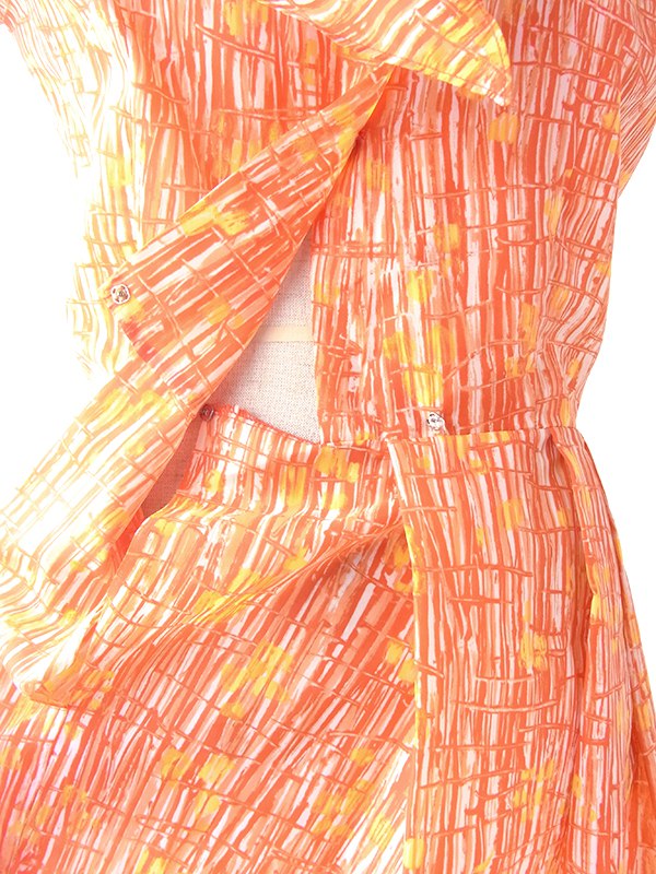 ヨーロッパ古着 70年代フランス製 オレンジ X レッド レトロ柄 ボウタイ プリーツ ワンピース 20FC010