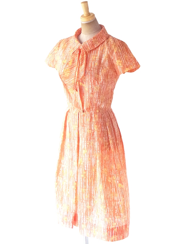 ヨーロッパ古着 70年代フランス製 オレンジ X レッド レトロ柄 ボウタイ プリーツ ワンピース 20FC010