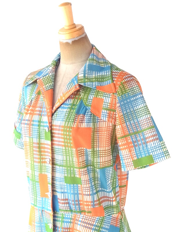 ヨーロッパ古着 フランス買い付け 70年代製 ホワイト X オレンジ・水色・グリーン チェック・スクエア柄 ワンピース 20FC200