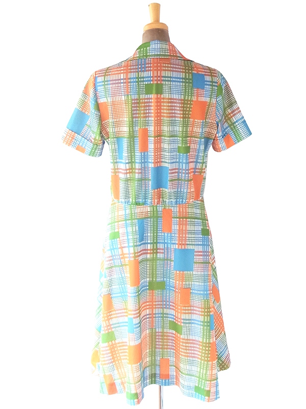 ヨーロッパ古着 フランス買い付け 70年代製 ホワイト X オレンジ・水色・グリーン チェック・スクエア柄 ワンピース 20FC200