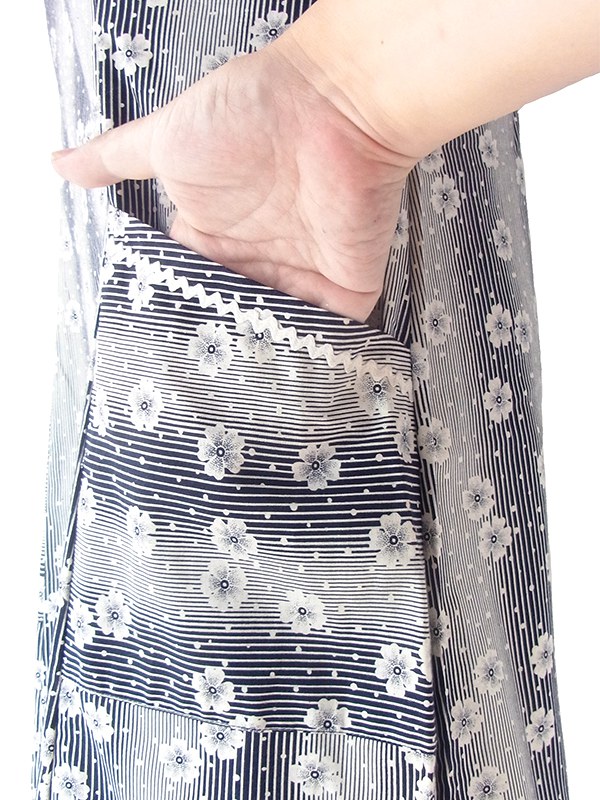 ヨーロッパ古着 フランス買い付け 60年代製 モノトーン X 花柄・ストライプ 山道テープ ポケット付き ヴィンテージ ワンピース 20FC202