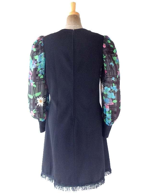 送料無料 フランス買い付け 70年代製 ブラック X カラフル花柄 切り返し 裾元フリンジ ヴィンテージ ワンピース fc309 ヨーロッパ古着