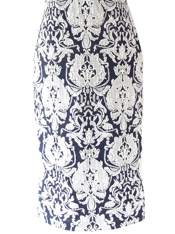 ヨーロッパ古着 フランス買い付け ネイビー X ホワイト オーナメント柄刺繍 ヴィンテージ ドレス 20FC333