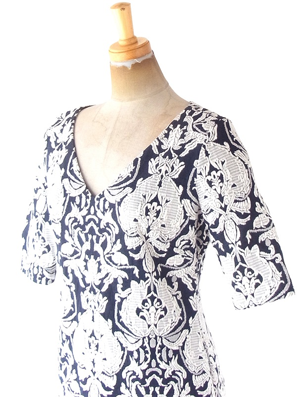ヨーロッパ古着 フランス買い付け ネイビー X ホワイト オーナメント柄刺繍 ヴィンテージ ドレス 20FC333