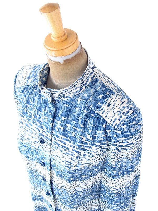 ヨーロッパ古着 フランス買い付け 70年代製 ホワイト X ブルー レトロ柄 ヴィンテージ ワンピース 20FC508