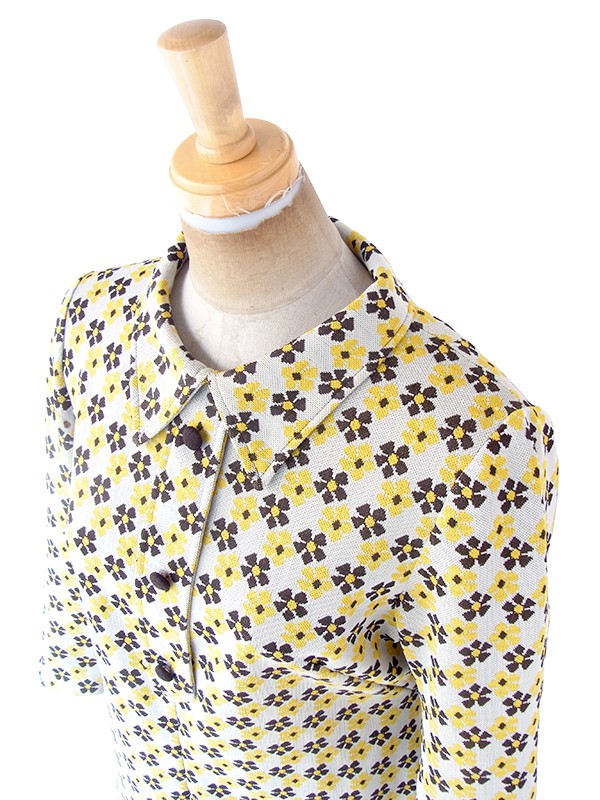 ヨーロッパ古着 フランス買い付け 70年代製 ライトグレイ X イエロー・ブラウン 花柄 Aライン ワンピース 20FC601