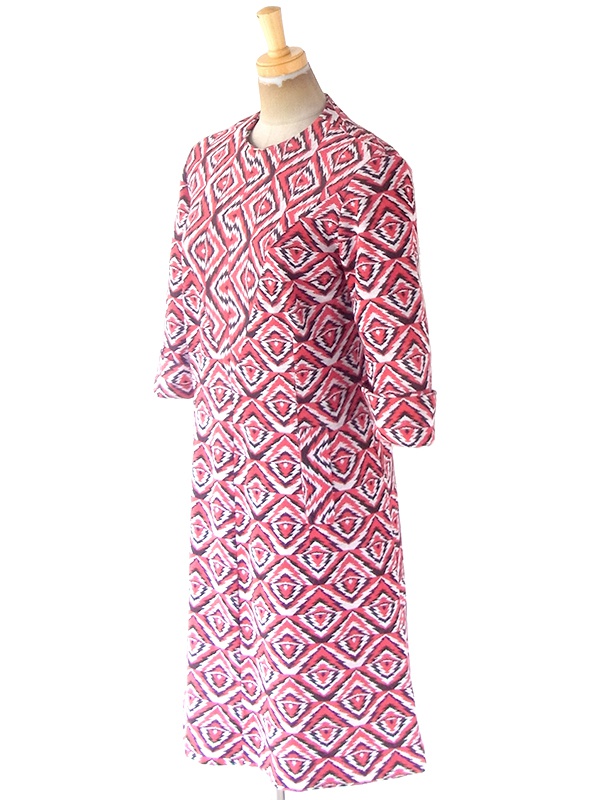 ヨーロッパ古着 フランス買い付け 60年代製 レッド X ホワイト X ブラック レトロ柄 ヴィンテージ ワンピース20FC602