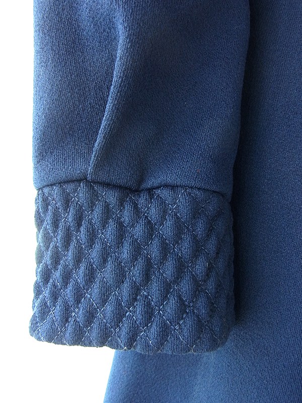 ヨーロッパ古着 フランス買い付け 70年代製 ロイヤルブルー X ステッチで生地を膨らまえた ワンピース 20FC608