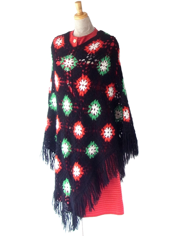 ヨーロッパ古着 フランス買い付け 60年代製 ブラック X レッド・グリーン アーガイル柄 フリンジ付き ショール 20FC722