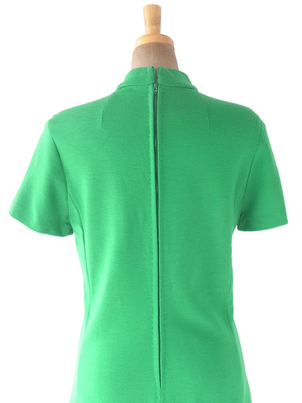 ヨーロッパ古着 ロンドン買い付け 60年代製 グリーン X ファネルネック 飾りボタン・ポケット付き ワンピース 20OM016