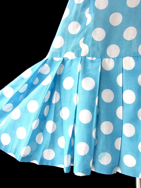 ヨーロッパ古着 ロンドン買い付け 60年代製 水色 X ホワイト 水玉 裾元プリーツ ヴィンテージ ワンピース 20OM113