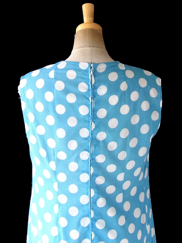 ヨーロッパ古着 ロンドン買い付け 60年代製 水色 X ホワイト 水玉 裾元プリーツ ヴィンテージ ワンピース 20OM113