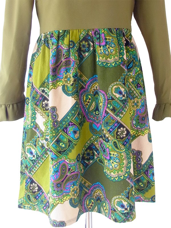 ヨーロッパ古着 ロンドン買い付け 70年代製 カーキ X レトロ柄 生地切り返し ギャザーフリル ワンピース 20OM201